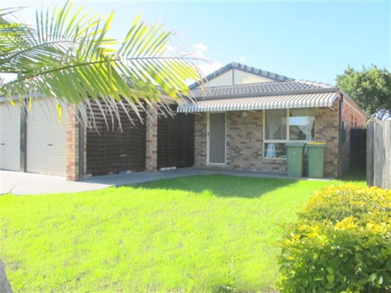 On Ravenswood Lane, Springfield QLD 4300