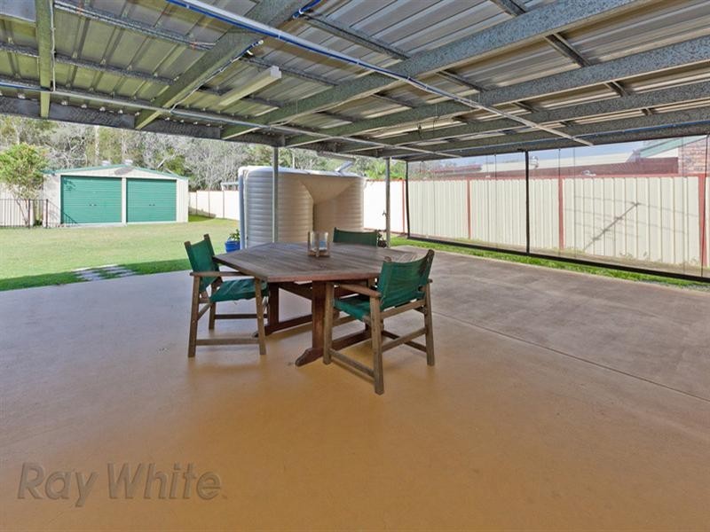 On Moss Road, Camira QLD 4300