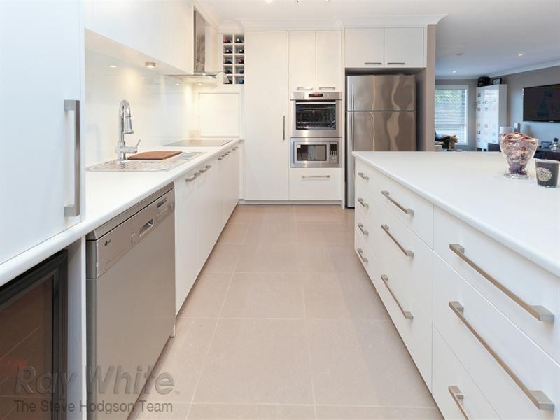 24 Canterbury Bells Circuit, Springfield Lakes QLD 4300