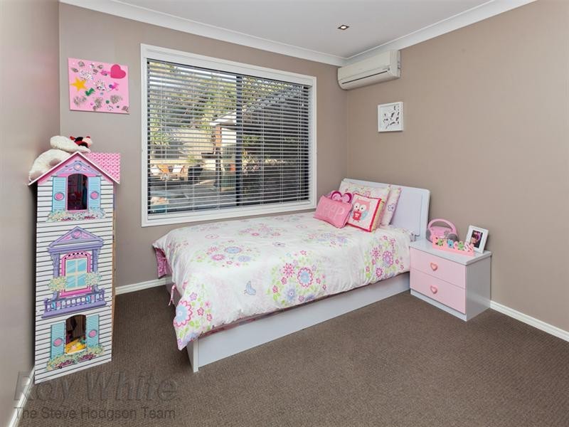 24 Canterbury Bells Circuit, Springfield Lakes QLD 4300