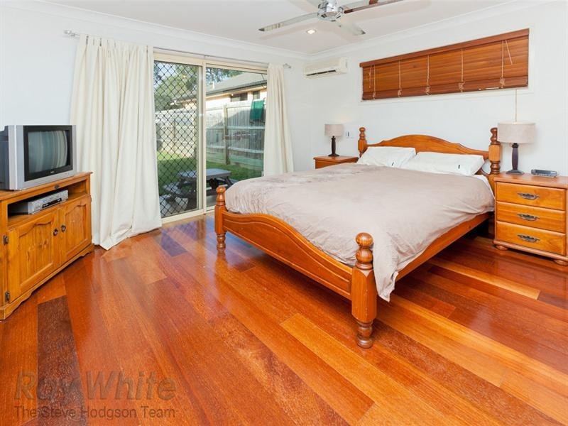 6 St John Place, Springfield Lakes QLD 4300