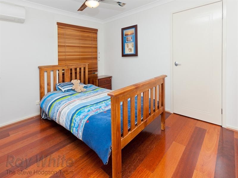 6 St John Place, Springfield Lakes QLD 4300