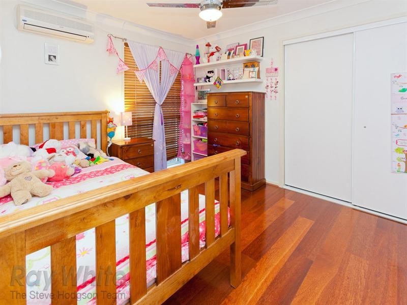 6 St John Place, Springfield Lakes QLD 4300