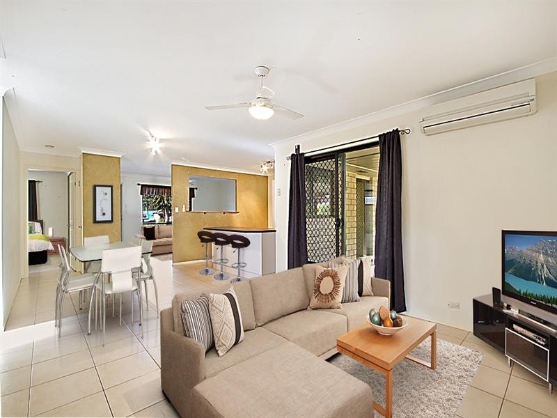 3 Mistletoe Court, Camira QLD 4300
