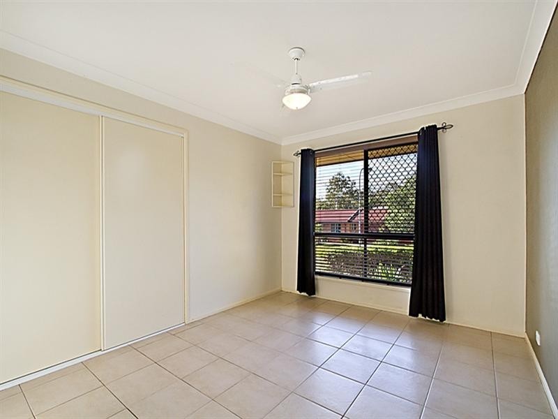 3 Mistletoe Court, Camira QLD 4300