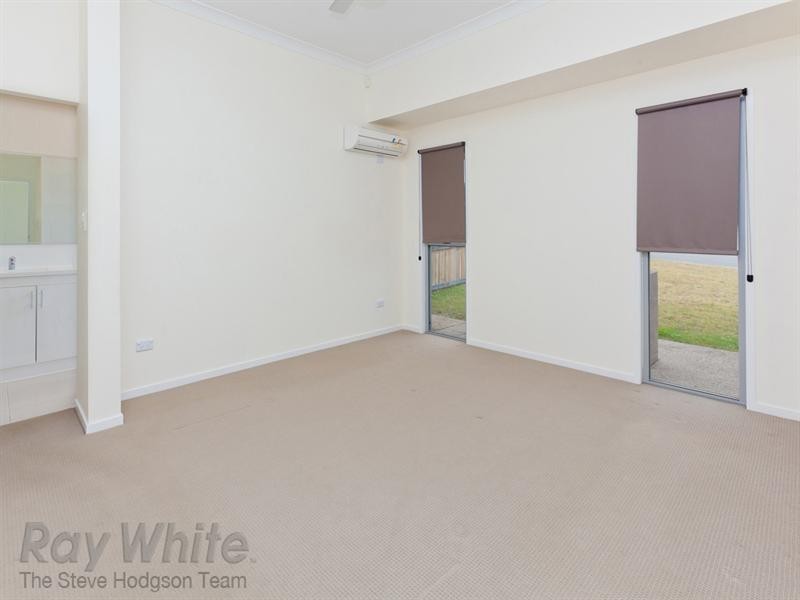 1 Trinity Crescent, Augustine Heights QLD 4300