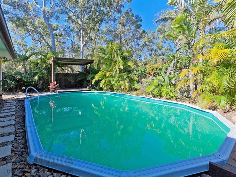 8 St John Place, Springfield Lakes QLD 4300