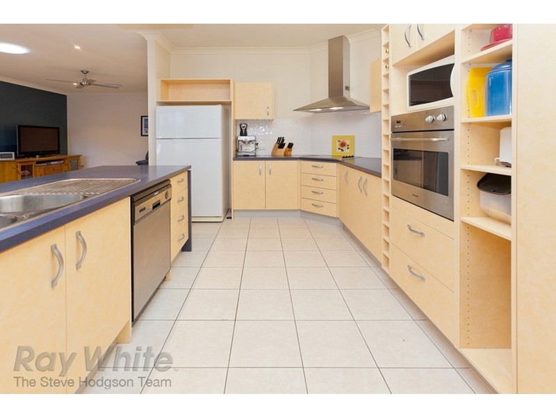 186 Lakeside Avenue, Springfield Lakes QLD 4300