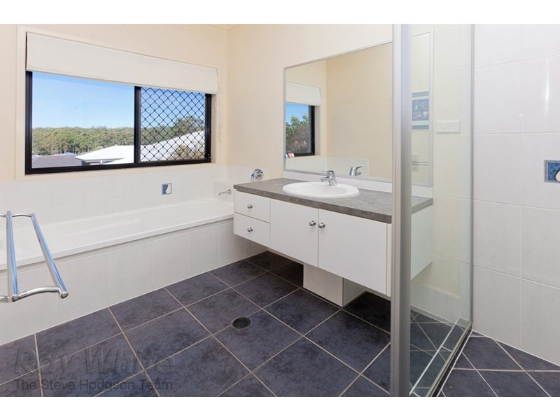 186 Lakeside Avenue, Springfield Lakes QLD 4300