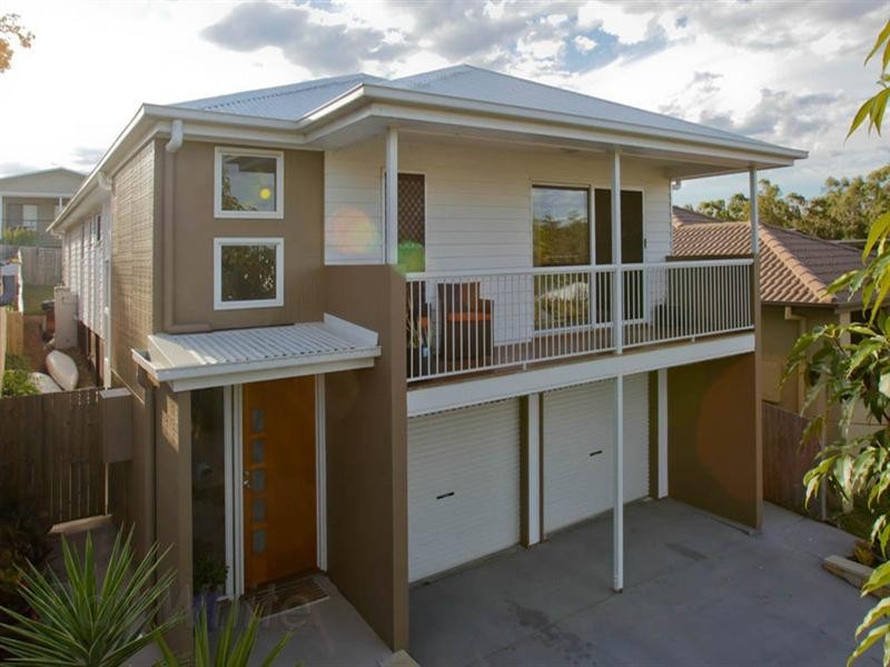 On Driftwood Place, Springfield Lakes QLD 4300