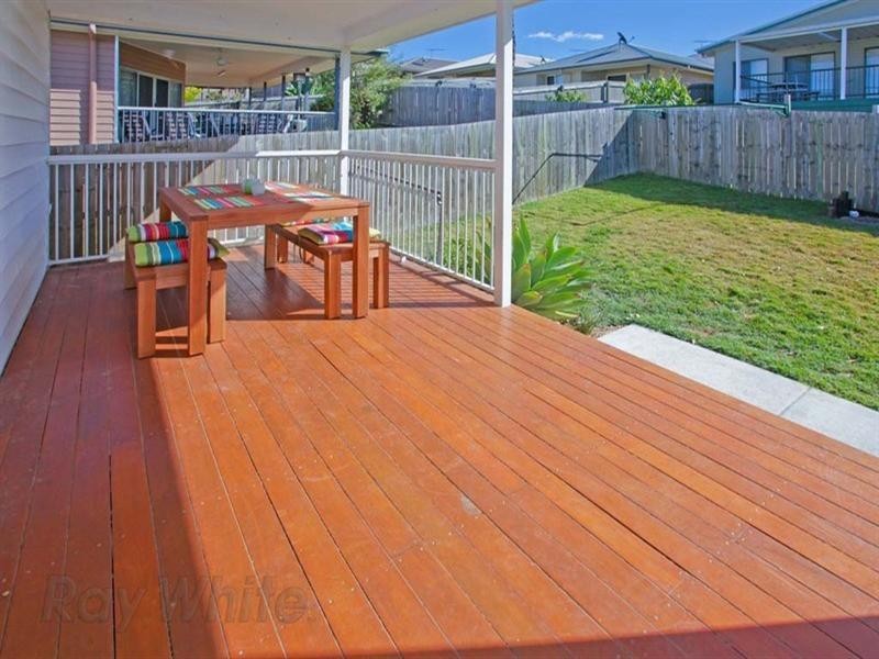 On Driftwood Place, Springfield Lakes QLD 4300