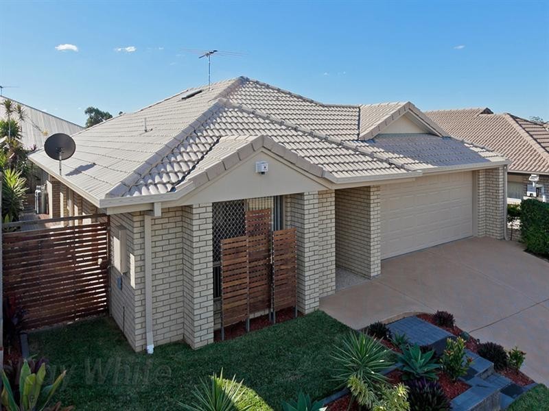 58 Lloyd Bird Crescent, Springfield Lakes QLD 4300
