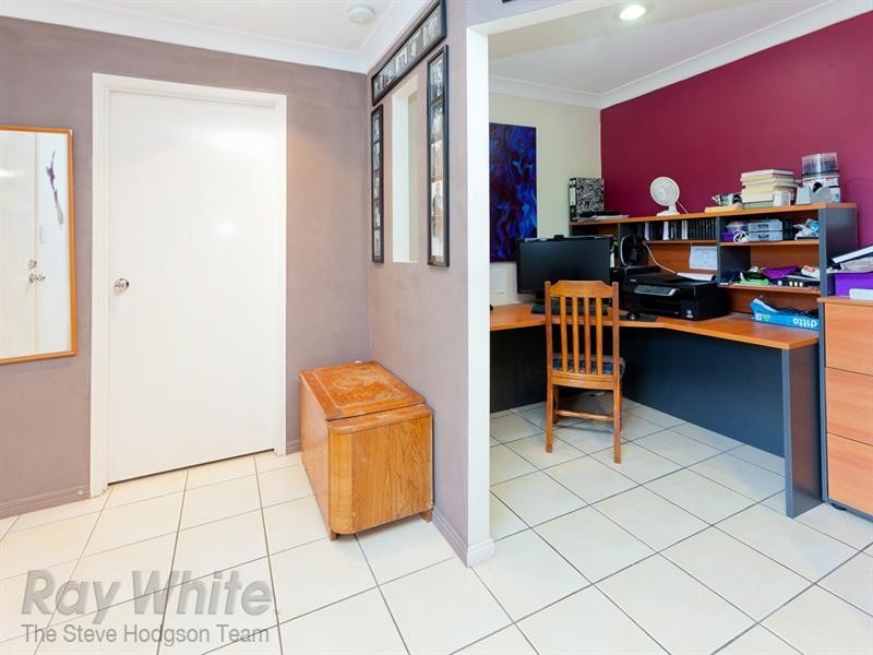 34 Vanessa Court, Camira QLD 4300