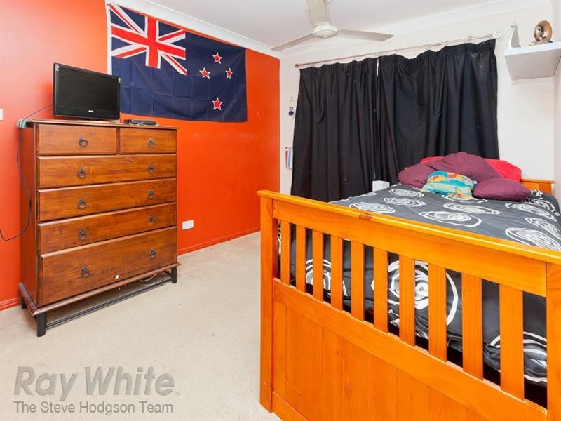 34 Vanessa Court, Camira QLD 4300