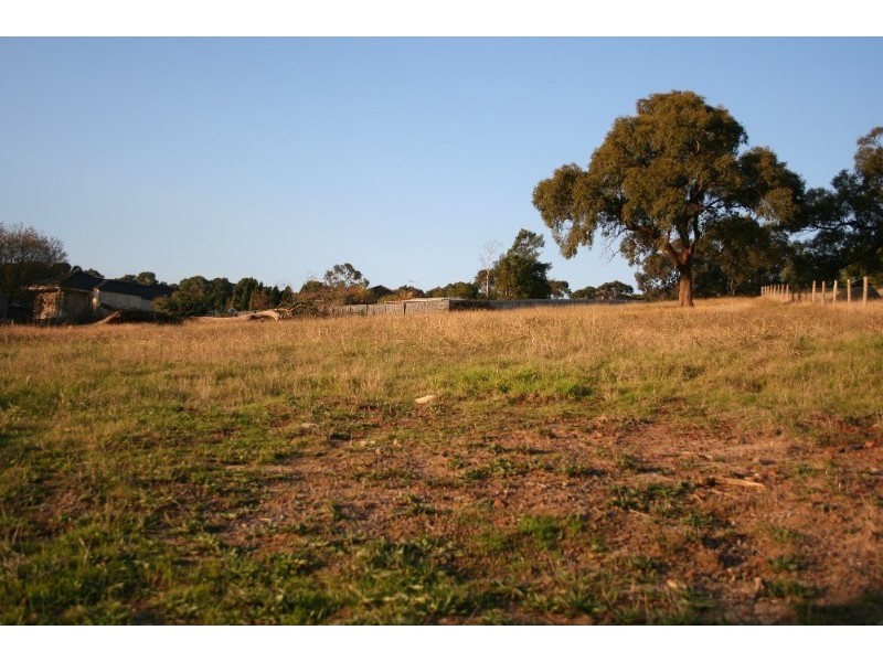 17-18 Jarrang Retreat, Narre Warren North VIC 3804