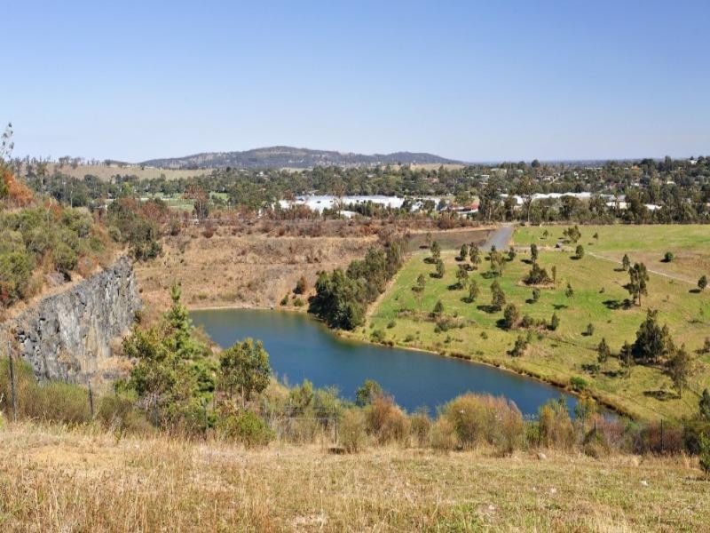 8 Misthills Court, Ferntree Gully VIC 3156