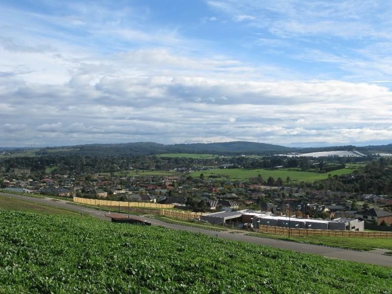 97 Brundrett Road, Narre Warren North VIC 3804