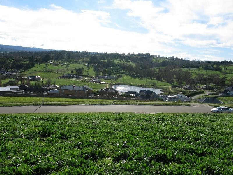 97 Brundrett Road, Narre Warren North VIC 3804