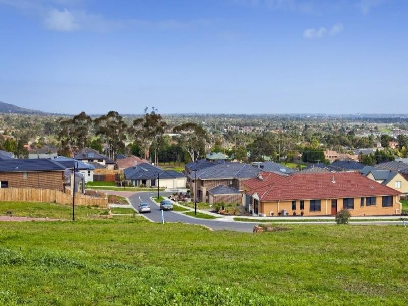 53 Viewgrand Rise, Lysterfield VIC 3156