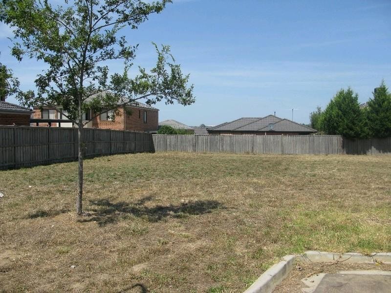 23 Braybrook Drive, Narre Warren South VIC 3805