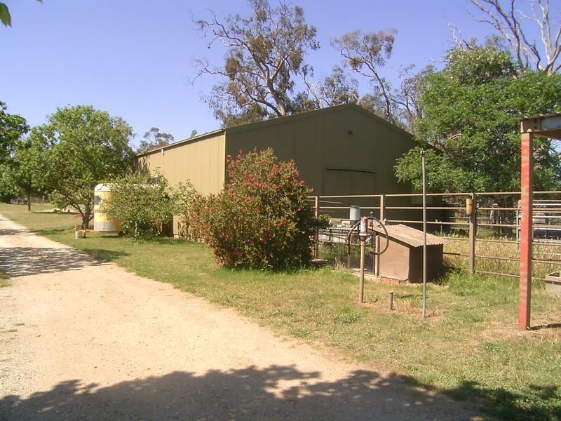 318 Racecourse Road, Yackandandah VIC 3749