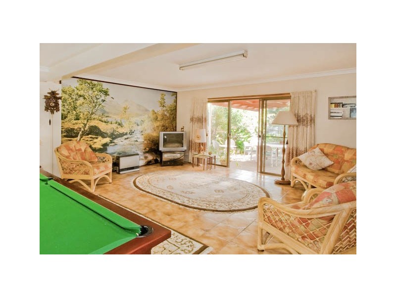 27 Bennett Street, Curl Curl NSW 2096