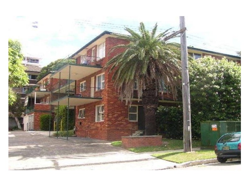 8/1 Hawkesbury Avenue, Dee Why NSW 2099