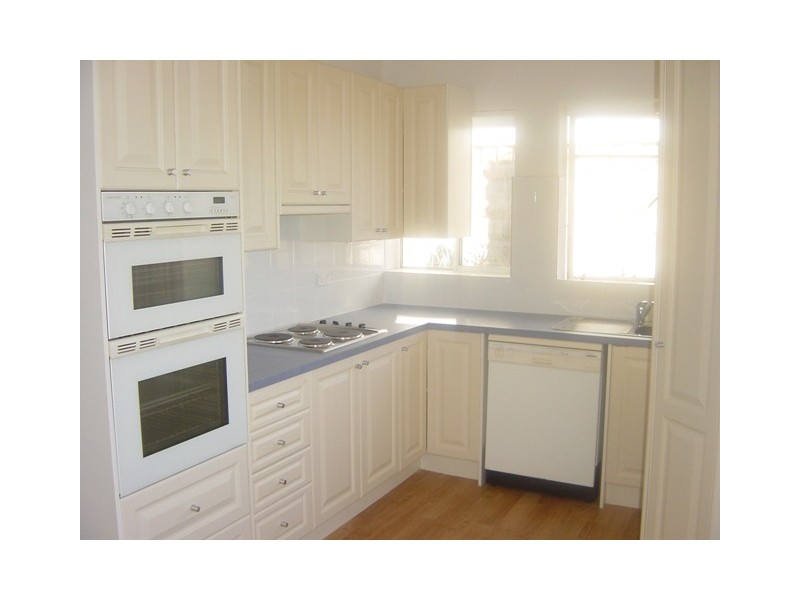37 Jocelyn Street, North Curl Curl NSW 2099