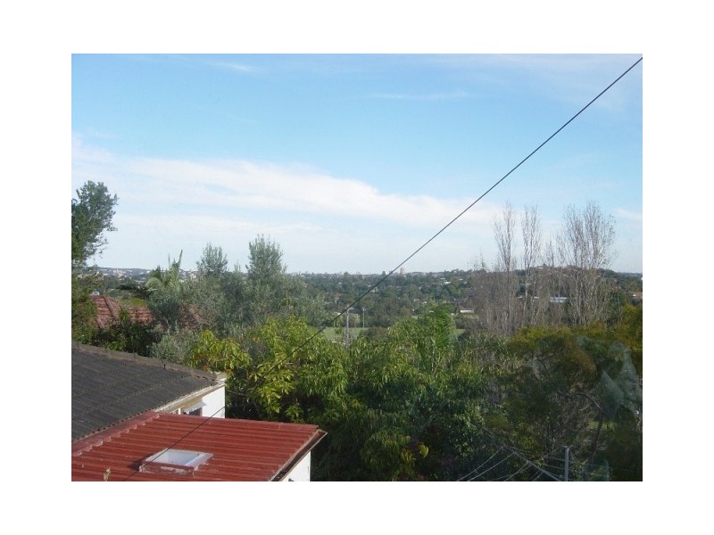 37 Jocelyn Street, North Curl Curl NSW 2099