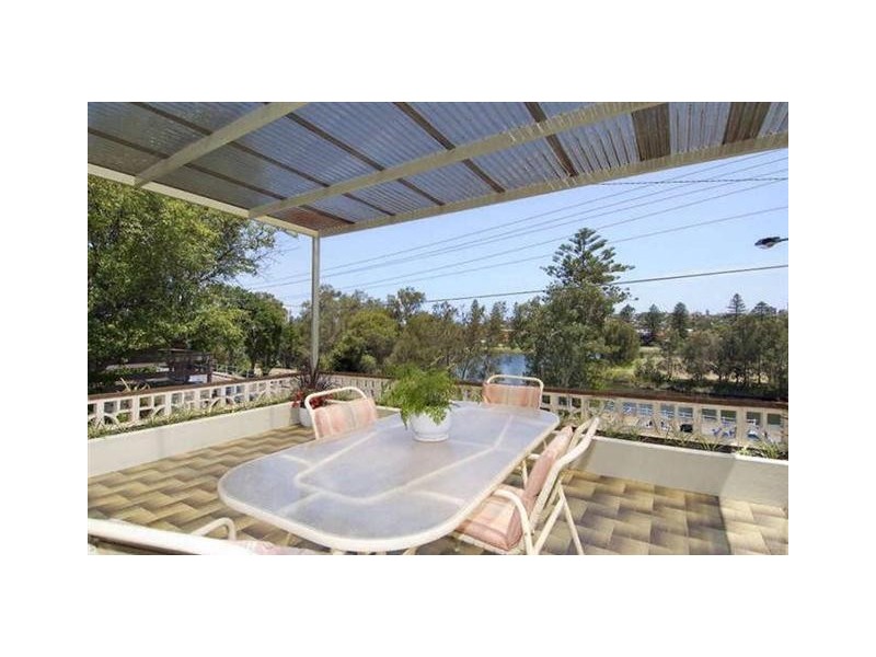 12 Aitken Avenue, Queenscliff NSW 2096