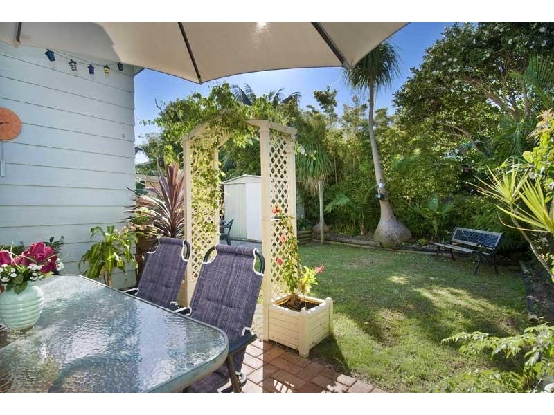 31 Griffin Road, North Curl Curl NSW 2099
