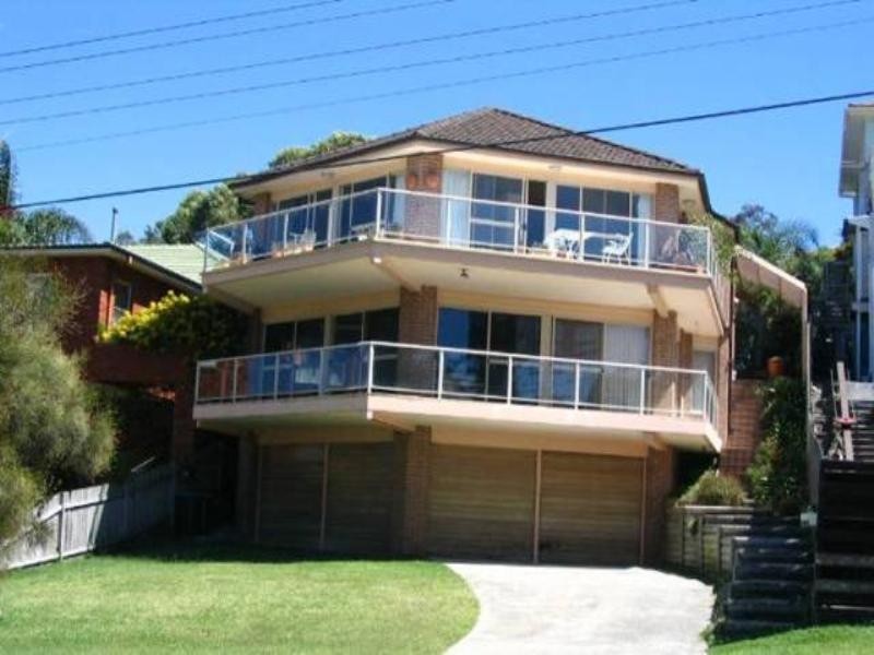 20A Delaigh Avenue, North Curl Curl NSW 2099