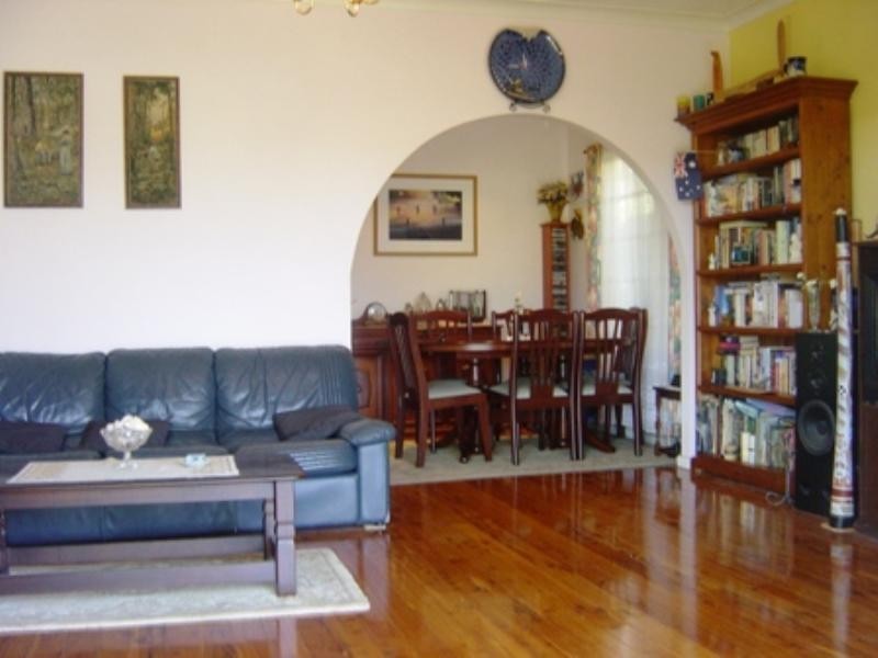 35 Lynwood Avenue, Dee Why NSW 2099