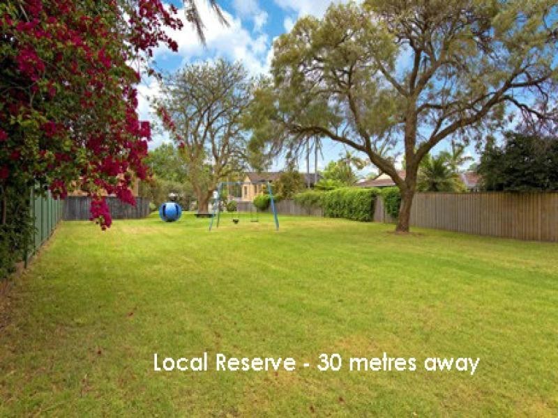 17 Robert Avenue, North Manly NSW 2100