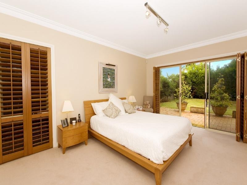 2/11 Clifford Avenue, Fairlight NSW 2094