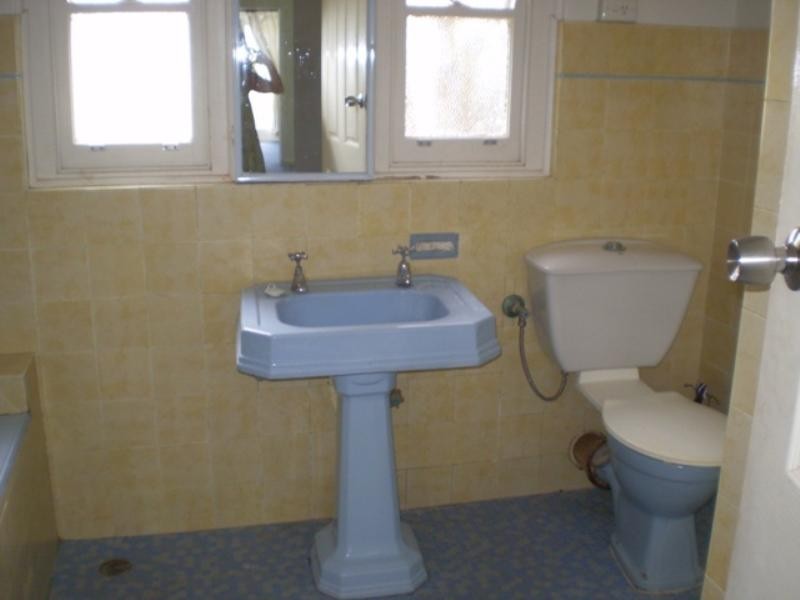 2 The Crescent, Dee Why NSW 2099