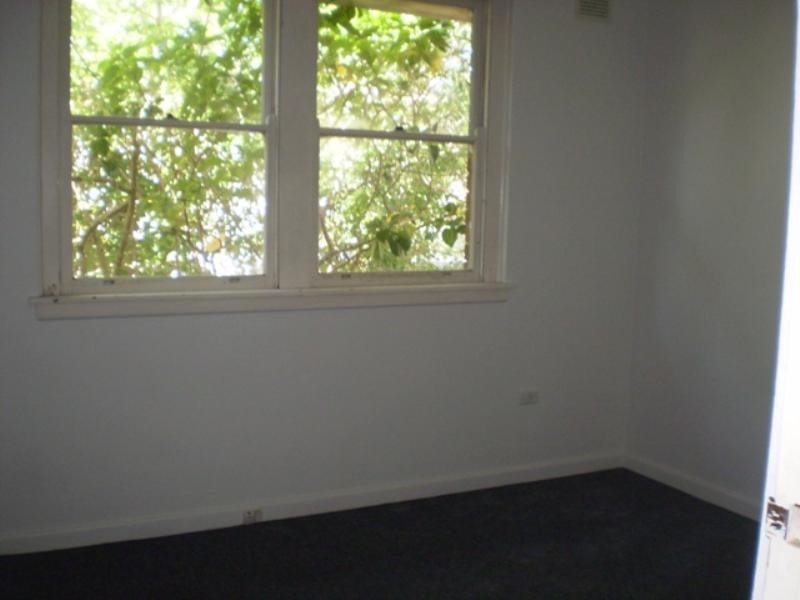 2 The Crescent, Dee Why NSW 2099