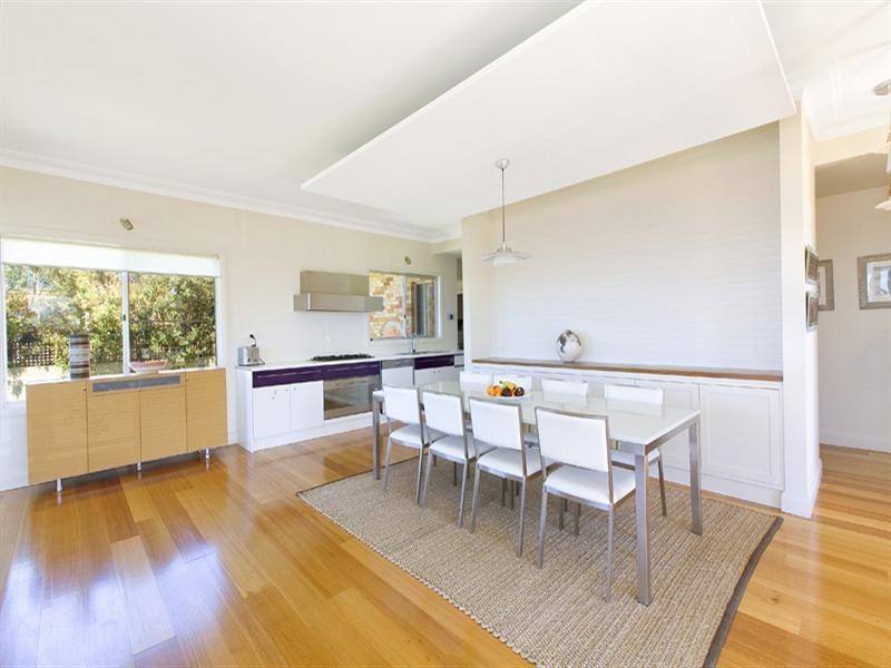 11 Summit Avenue, Dee Why NSW 2099