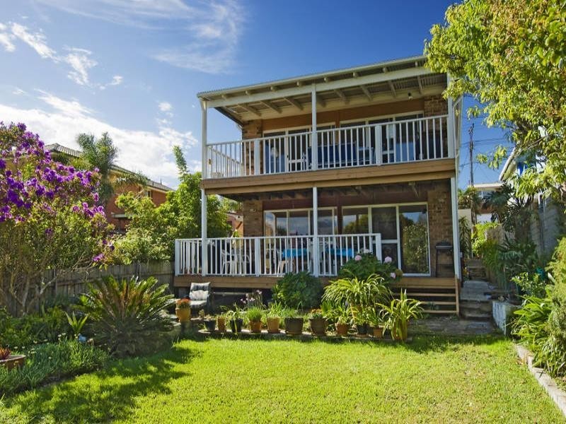 9 Austin Avenue, North Curl Curl NSW 2099