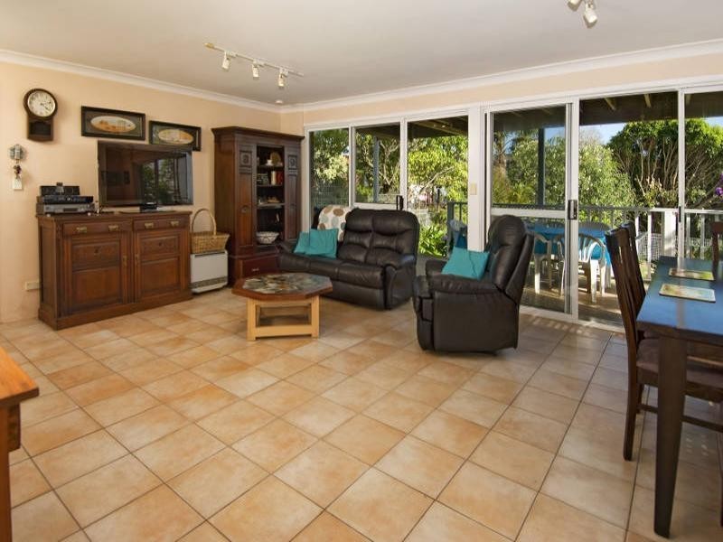 9 Austin Avenue, North Curl Curl NSW 2099