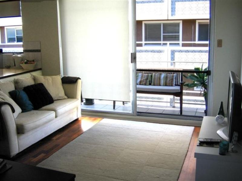 11/28 Undercliff Road, Freshwater NSW 2096