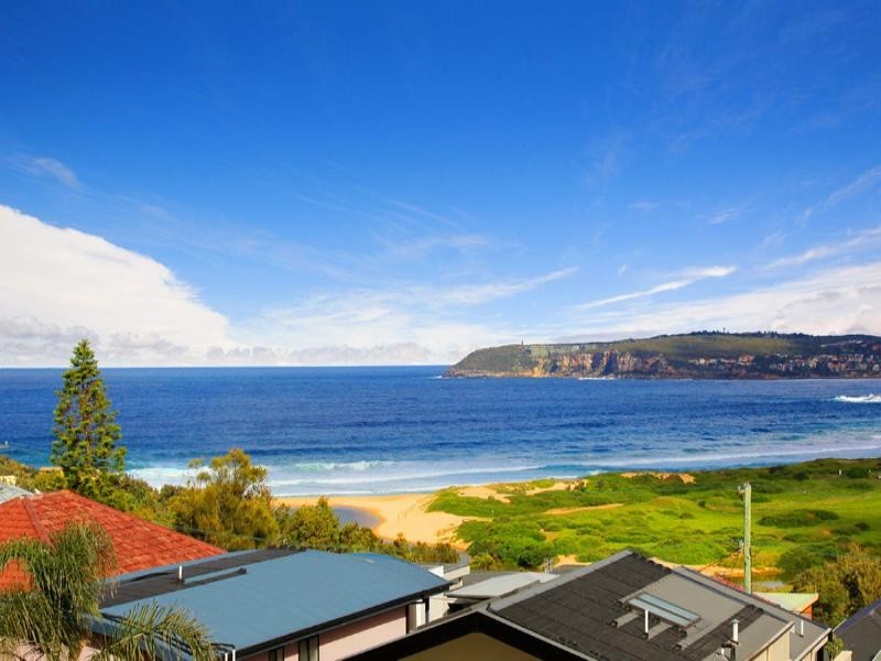 61 Headland Road, North Curl Curl NSW 2099