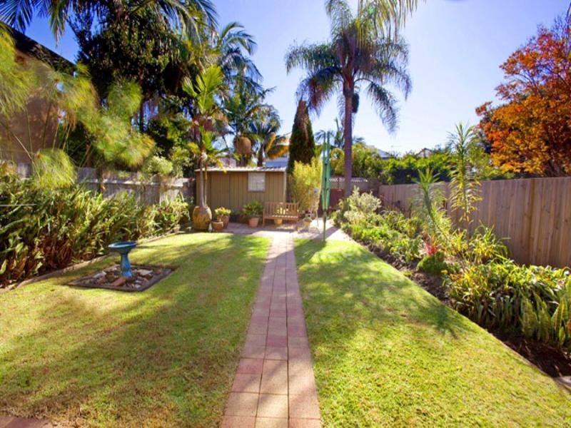 61 Surfers Parade, Freshwater NSW 2096