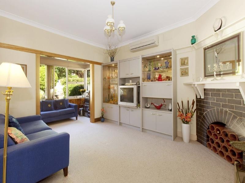 61 Surfers Parade, Freshwater NSW 2096