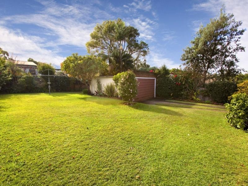 51 Wyadra Avenue, Freshwater NSW 2096