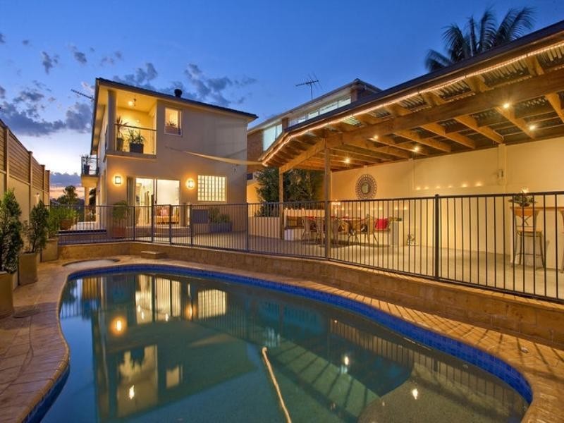 9 Foam Street, Freshwater NSW 2096