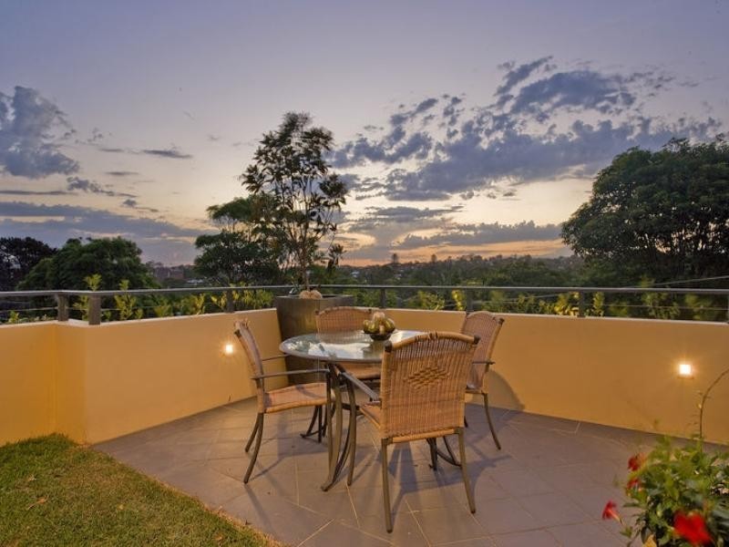 9 Foam Street, Freshwater NSW 2096