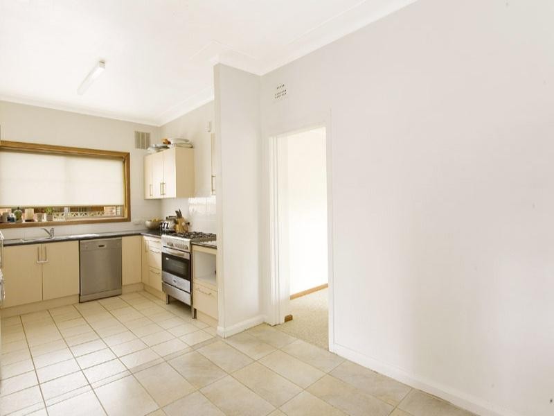 4 Riverview Parade, North Manly NSW 2100