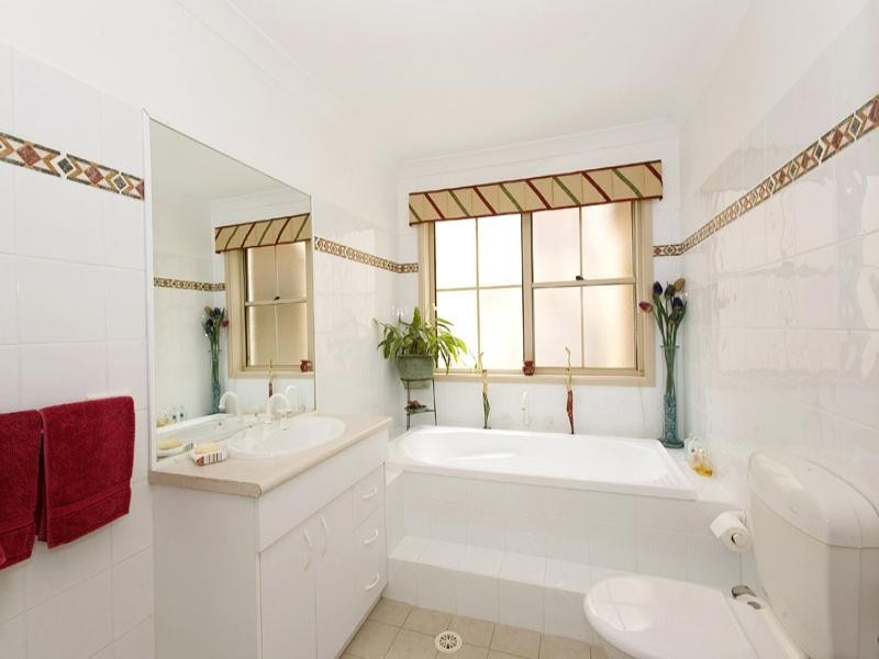 14 Tango Avenue, North Curl Curl NSW 2099