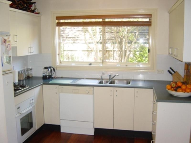 42 Wyndora Avenue, Freshwater NSW 2096